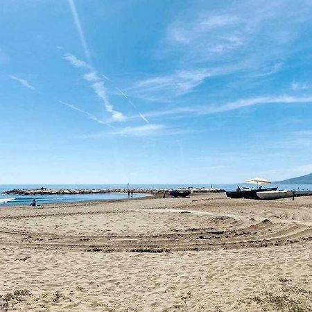 Апартаменти Bonito Apartamento En 2º Linea De Playa & Parking Малага Екстер'єр фото